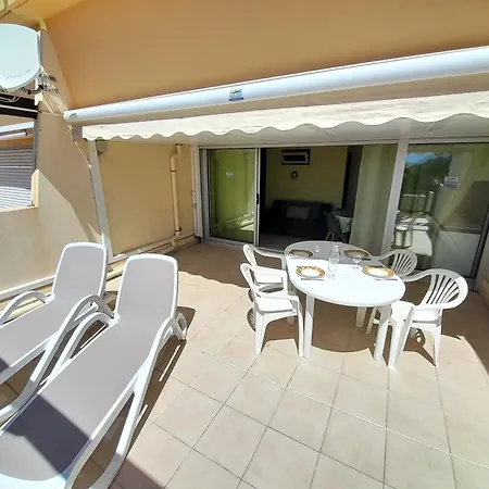 Village Naturiste Concupiscence شقة آجد